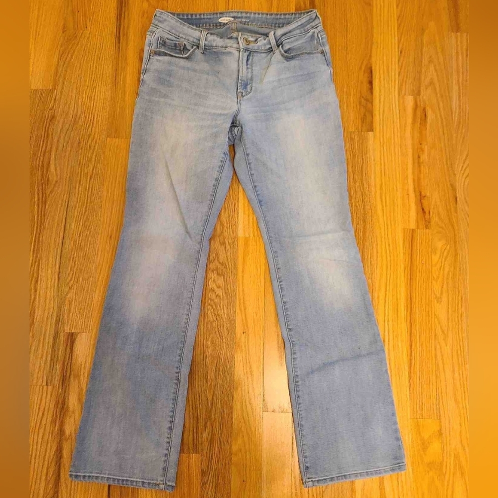 Old Navy Size 6 Bootcut Jeans